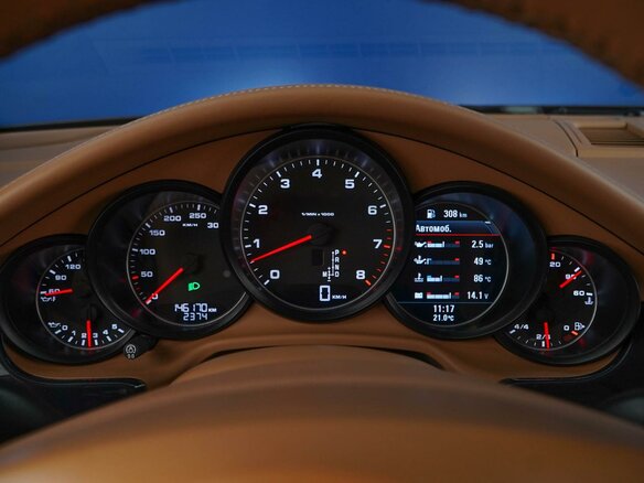 2013 Porsche Panamera 4 I Рестайлинг, коричневый, 2799077 рублей - вид 19