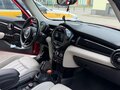 2018 Mini Hatch Cooper III (F55/F56), красный, 2090000 рублей - вид 6