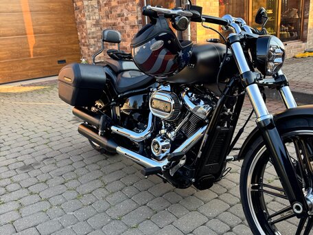 2020 Harley-Davidson Breakout, чёрный, 2020000 рублей, вид 4