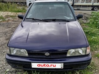 1992 Nissan Sunny N14, синий, 200000 рублей, вид 1