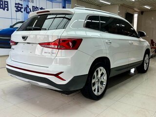 2023 Jetta VS7 I Рестайлинг 1, белый, 1300000 рублей, вид 4