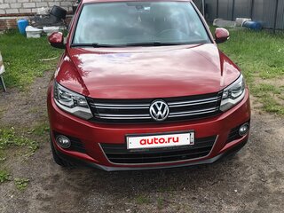 2011 Volkswagen Tiguan I Рестайлинг, красный, 1250000 рублей, вид 1