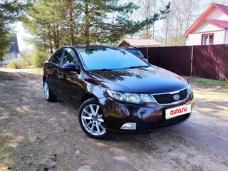 2010 Kia Cerato 6-speed II, пурпурный, 700000 рублей, вид 3