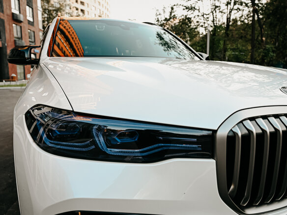 2019 BMW X7 M50d I (G07), белый, 7500000 рублей - вид 22