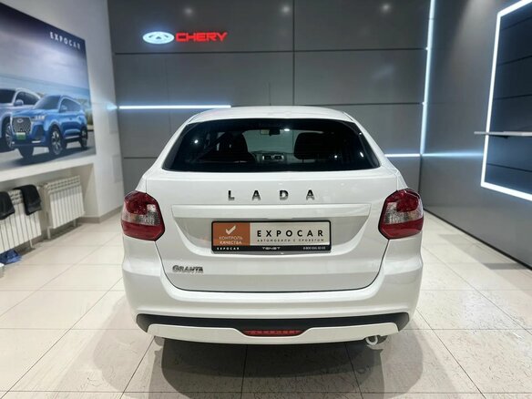 2023 Lada (ВАЗ) Granta I Рестайлинг, белый - вид 4