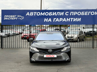 2018 Toyota Camry VIII (XV70), чёрный, 2390000 рублей, вид 2