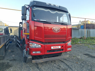 2024 FAW J5 CA3312, красный, 10400000 рублей, вид 2