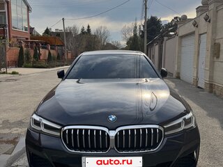 2022 BMW 5 серии 520i VII (G30/G31/G38) Рестайлинг, синий, 5400000 рублей, вид 1