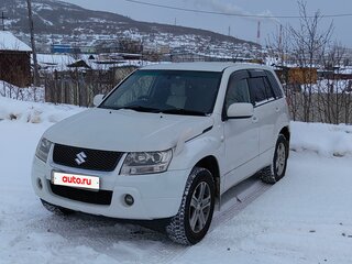 2005 Suzuki Escudo III, белый, 850000 рублей, вид 1