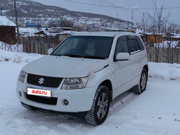 2005 Suzuki Escudo III, белый