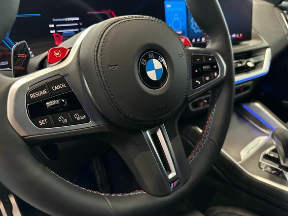 2026 BMW XM 50e, чёрный, 19200000 рублей - вид 18