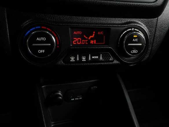 2011 Kia Rio 5-speed III, чёрный, 874000 рублей - вид 11
