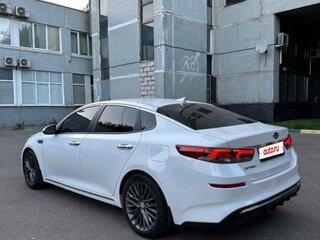 2018 Kia Optima IV Рестайлинг, белый, 1950000 рублей, вид 4