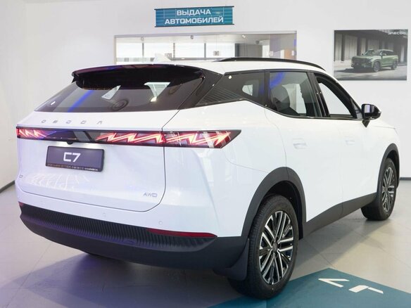 2026 Omoda C7, белый, 3299000 рублей - вид 5
