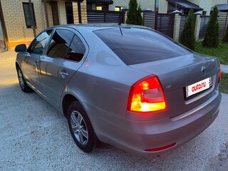 2013 Skoda Octavia II (A5) Рестайлинг, бежевый, 940000 рублей, вид 4