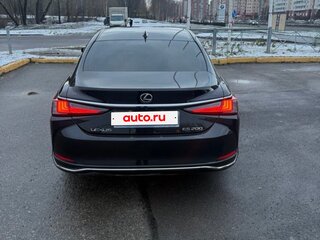 2021 Lexus ES 200 VII Рестайлинг, чёрный, 3950000 рублей, вид 5