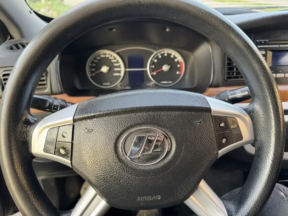 2010 Lifan Solano I (620), серый - вид 8