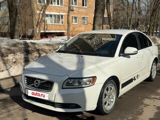 2011 Volvo S40 II Рестайлинг, белый, 550000 рублей, вид 1
