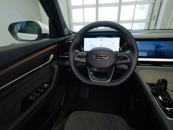 2026 Geely Monjaro I Рестайлинг, белый, 4954990 рублей - вид 10