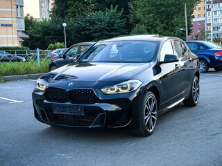 2022 BMW X2 sDrive20i I (F39), чёрный, 2750000 рублей, вид 3