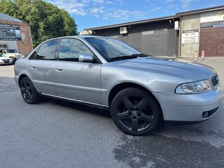 2000 Audi A4 I (B5) Рестайлинг, серебристый, 270000 рублей, вид 1