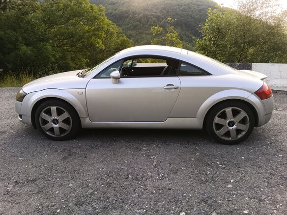 2000 Audi TT I (8N), серебристый, 399000 рублей - вид 5