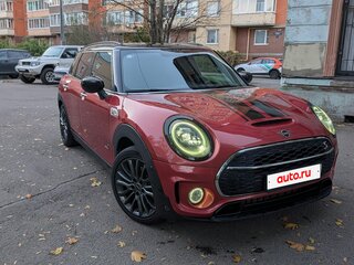 2019 Mini Clubman Cooper S ALL4 II Рестайлинг, красный, 2690000 рублей, вид 4