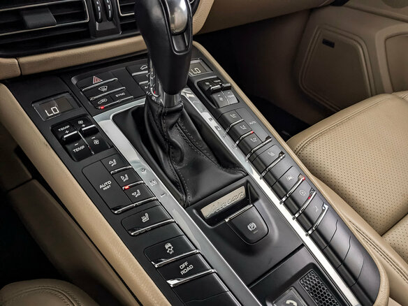 2019 Porsche Macan I Рестайлинг, коричневый - вид 19