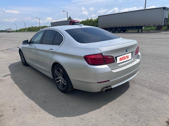 2012 BMW 5 серии 520i VI (F10/F11/F07), серебристый, 1600000 рублей - вид 5