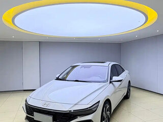 2023 Hyundai Elantra VII (CN7) Рестайлинг, белый, 1650000 рублей, вид 3