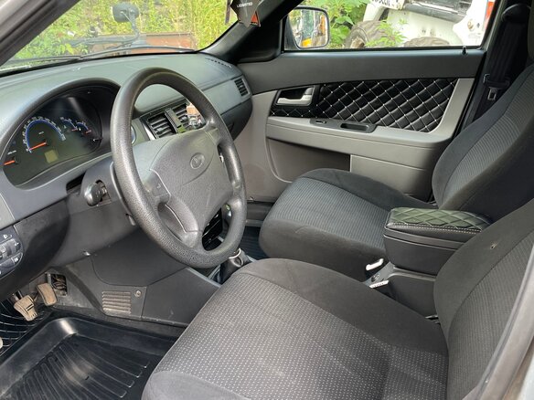 2009 Lada (ВАЗ) Priora I, серебристый, 180000 рублей - вид 4
