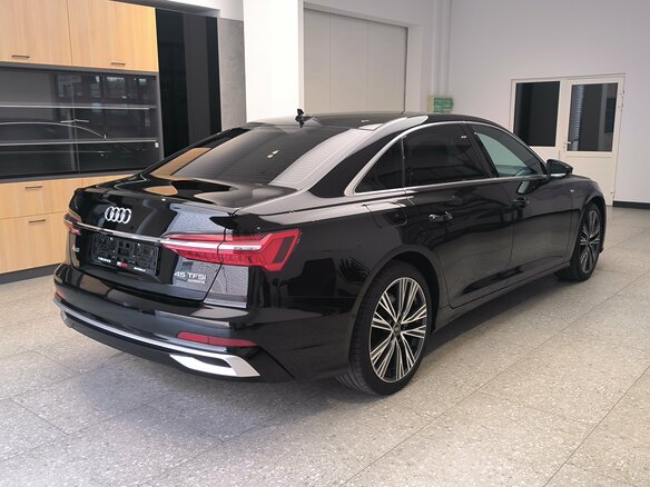 2023 Audi A6 45 TFSI V (C8) Рестайлинг, чёрный, 4990000 рублей - вид 7