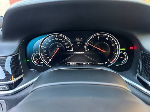 2018 BMW 7 серии 740d xDrive VI (G11/G12), чёрный, 3700000 рублей - вид 19
