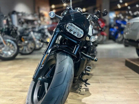 2023 Harley-Davidson Sportster S, белый, 1750000 рублей, вид 4