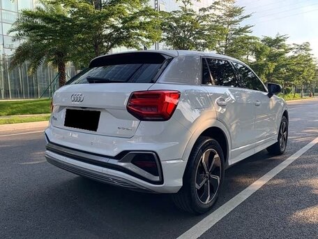 2021 Audi Q2 L e-tron I Рестайлинг, белый, 1730000 рублей, вид 5