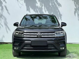 2021 Volkswagen Tharu I, серый, 1700000 рублей, вид 1