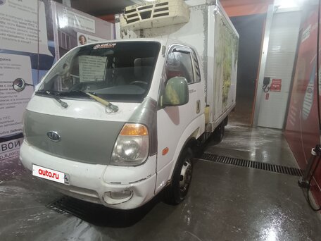 2010 Kia Bongo, белый, 550000 рублей, вид 4