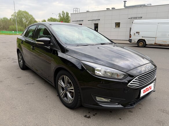 2017 Ford Focus III Рестайлинг, чёрный, 920000 рублей - вид 2