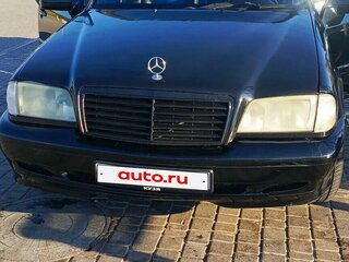 1999 Mercedes-Benz C-Класс 200 I (W202) Рестайлинг, чёрный, 450000 рублей, вид 1