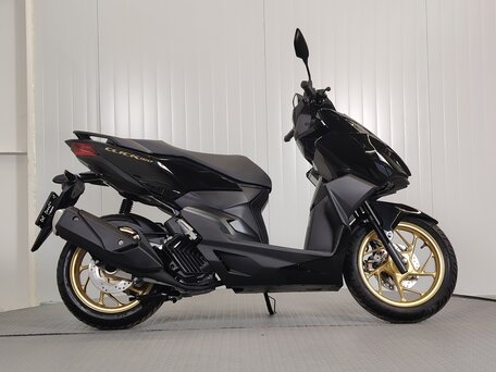 2024 Honda Click, чёрный, 349000 рублей, вид 1