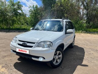 2013 Chevrolet Niva I Рестайлинг, белый, 660000 рублей, вид 1