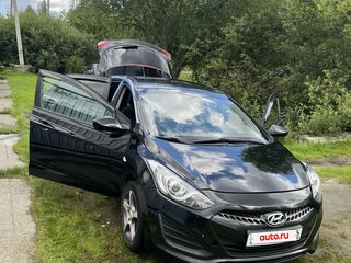 2013 Hyundai i30 II, чёрный, 900000 рублей, вид 2