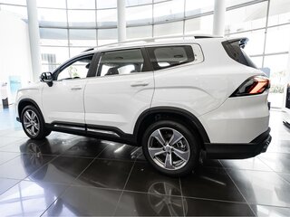 2026 Geely Okavango I Рестайлинг, белый, 4085990 рублей, вид 4