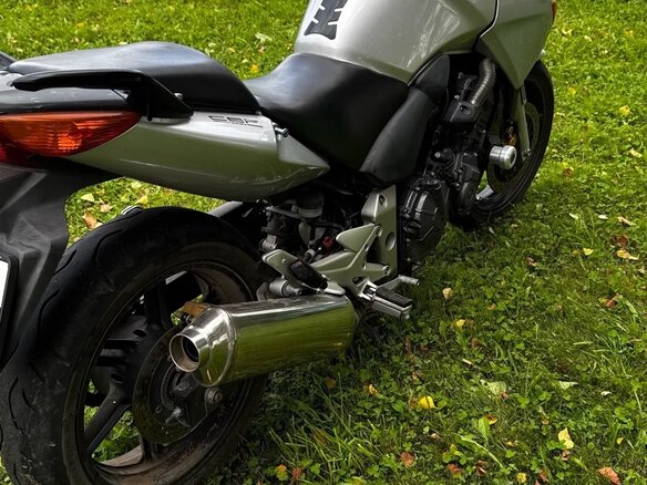 2004 Honda CBF 600, серебристый, 430000 рублей - вид 2