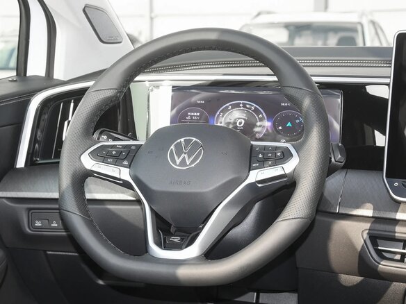 2026 Volkswagen Talagon I Рестайлинг, серебристый, 6260000 рублей - вид 8