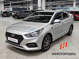 2017 Hyundai Solaris II, серебристый, 829000 рублей, вид 1