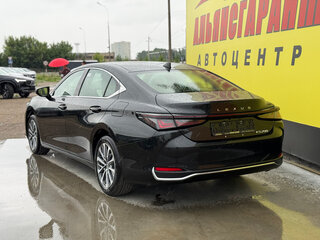 2025 Lexus ES 200 VII Рестайлинг 2, чёрный, 6500000 рублей, вид 5