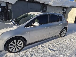2012 Opel Astra J Рестайлинг, серебристый, 660000 рублей, вид 5
