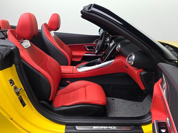 2025 Mercedes-Benz SL-Класс AMG 43 AMG IV (R232), жёлтый - вид 16