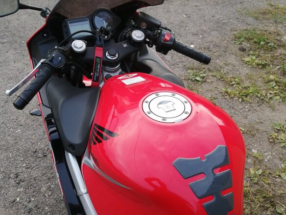 2005 Honda CBR 600F, красный, 585000 рублей - вид 6